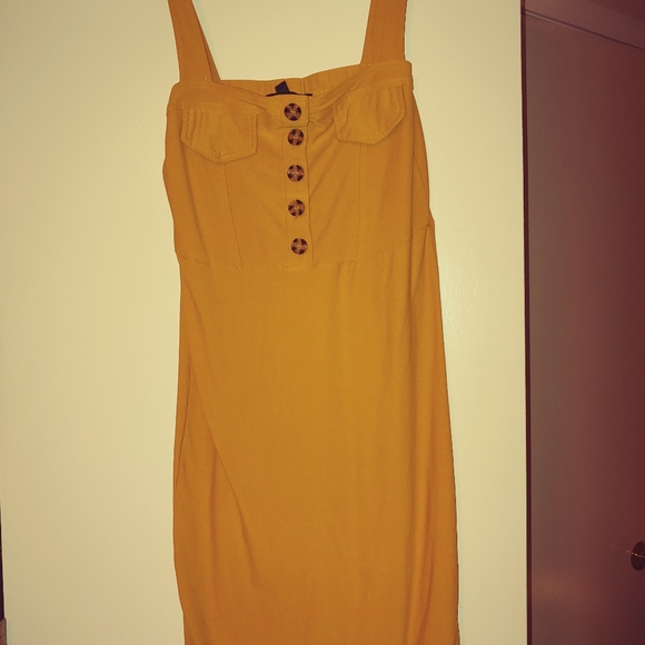 Dress - Picture 5 of 5